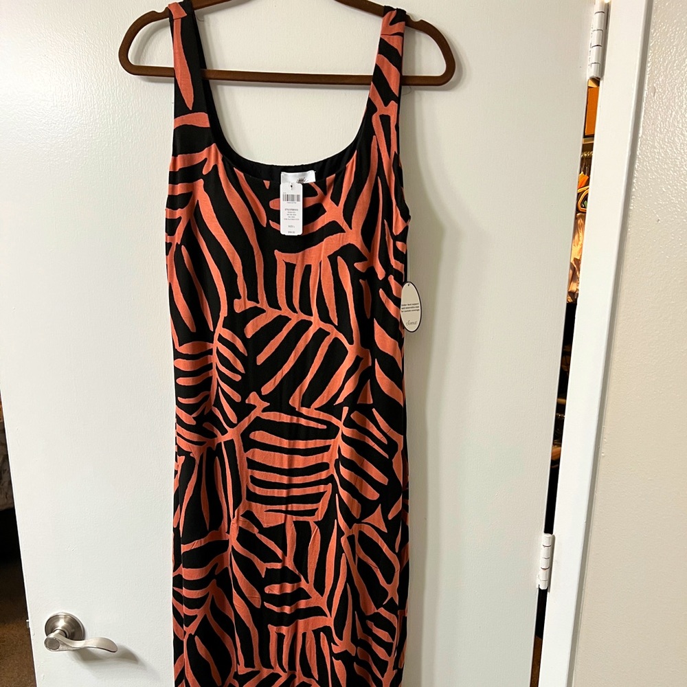 Maxi dress from SOMA , built in bra. Ankle length, Has Pockets
